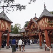 祝】TDLに ” ファンタジーランド・フォレストシアター ” が遂に