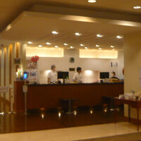 浦和ワシントンホテルのフロントです。１階にあれば、便利ですが