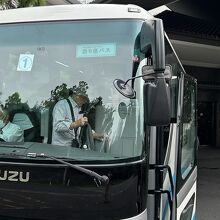 東日本大震災の跡地を巡る『語り部バス』