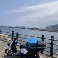 ホテルチェックアウトする時は、スーツケース積んじゃって