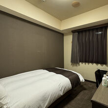 217号室喫煙シングルのお部屋。