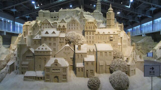 展示は１年で入れ替わります