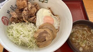 神坂パーキングエリア(上り線)フードコート