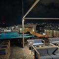 屋上プールは素晴らしい