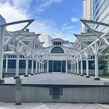 再現されたプラットフォーム