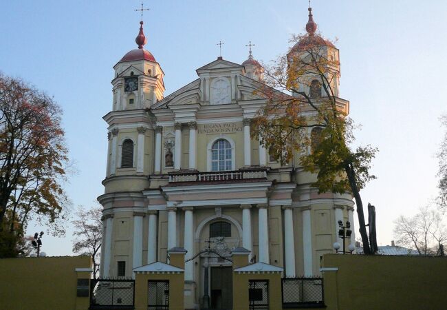 聖ペテロ & パウロ (ペトロ イル ポヴィロ)教会