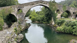カンガス・デ・オニスで一番人気スポットです