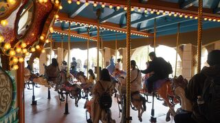 キャラバンカルーセル