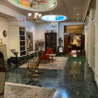 凝った造りの廊下の様子です。