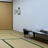 久高島宿泊交流館 、1階はびゃーんの間。