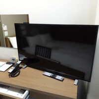 デスク周りとTV