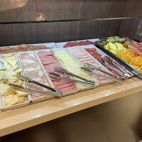 朝食ビュッフェ