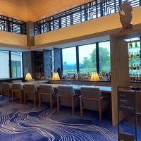 フロントはラウンジにつながっていてゆったりしていた。