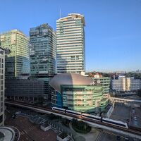 部屋からの眺め電車も見えます