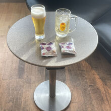 生ビールサーバーは4銘柄あるが、PSB以外を飲む