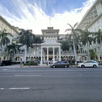 歴史を感じさせる外観です。