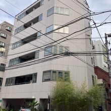 外に大きな看板ないから、夜は、わかりにくい