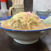 お栄さん