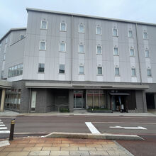 まだ新しそうな建物です。