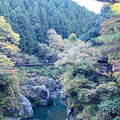 今週末、東京都奥多摩町の里山も紅葉シーズンに突入！『絶景カフェぽっぽ』窓から望む鳩ノ巣渓谷も趣深いｗ(〃ﾟ∀＾,,)ｗ