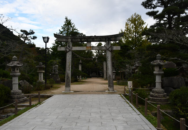 年代物！　【周防岩國吉香神社 絵葉書】 ⛩吉香神社｜山口県岩国市 - 八百万の神