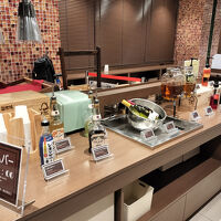 ウエルカムバー