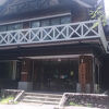 川に面した涼しい立地
