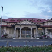 浜寺公園駅 (南海電鉄 洋風木造駅舎)