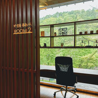 ラウンジ内にあったデスク