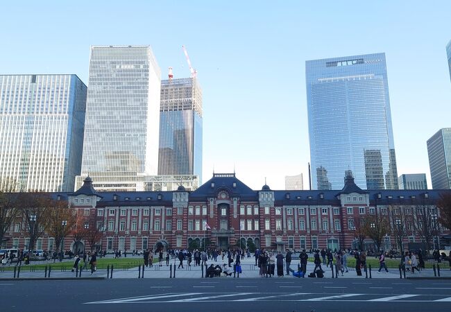 東京駅丸の内駅前広場
