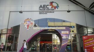 ３階から上の階は空き