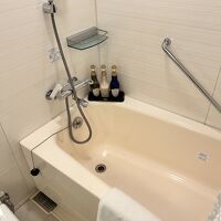 バス、トイレ一緒のお部屋