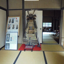 住宅内　甲冑の展示
