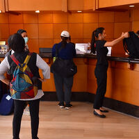 フロントの様子