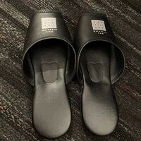 消毒スプレーを使いトイレットペーパーで拭き上げた