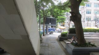 プルーンチット通り