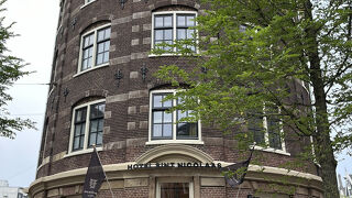 シント ニコラス ホテル