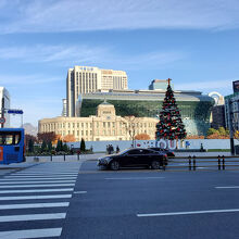 ソウル市役所前の広場です