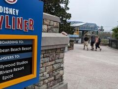 ディスニーズ ポップ センチュリー リゾート 写真