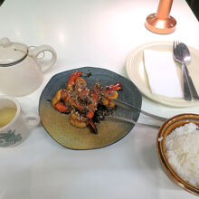 エビを使ったアッサム・ウダン