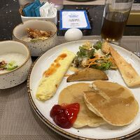 朝食ブッフェの料理