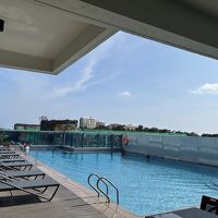 ホテル内のプール