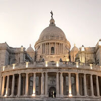 パークホテルは、ビクトリアメモリアルの東の一等地にあります。