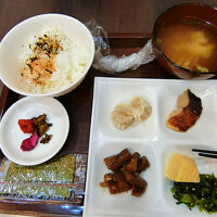 朝食のセットメニュー