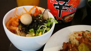 HUBラウンジ