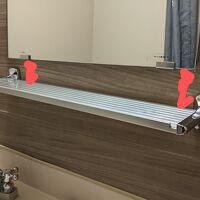 棚がかなり斜めってます…