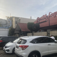 レストランの外観