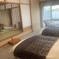 部屋は広い広い