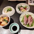 ハーフビュッフェの料理と砂蒸し風で呂でまったり。
