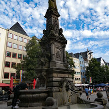 広場にある噴水